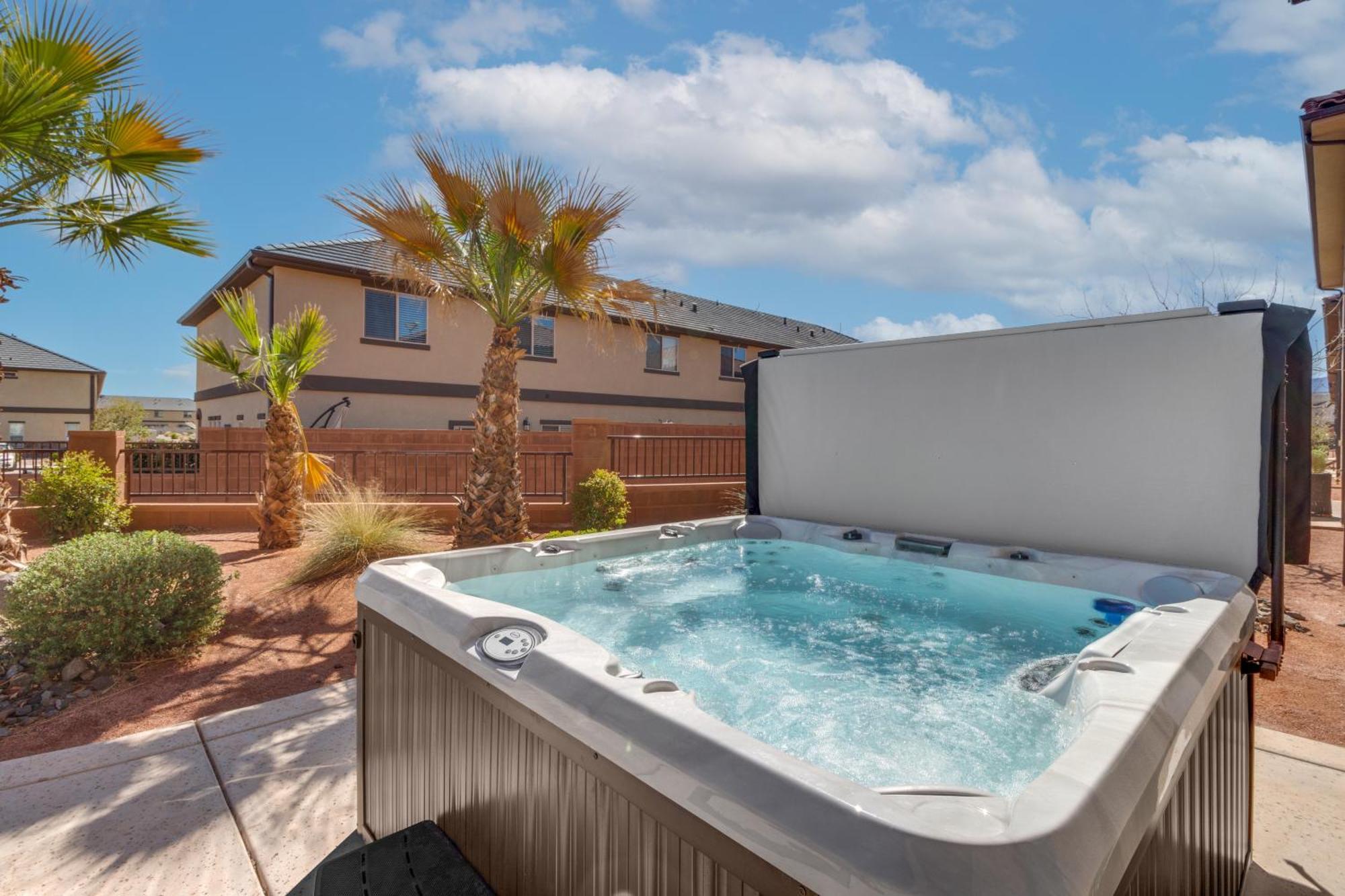 Pv 99 Private Hot Tub, Ping Pong Table, Xbox X Series And Resort Amenities Santa Clara Eksteriør bilde