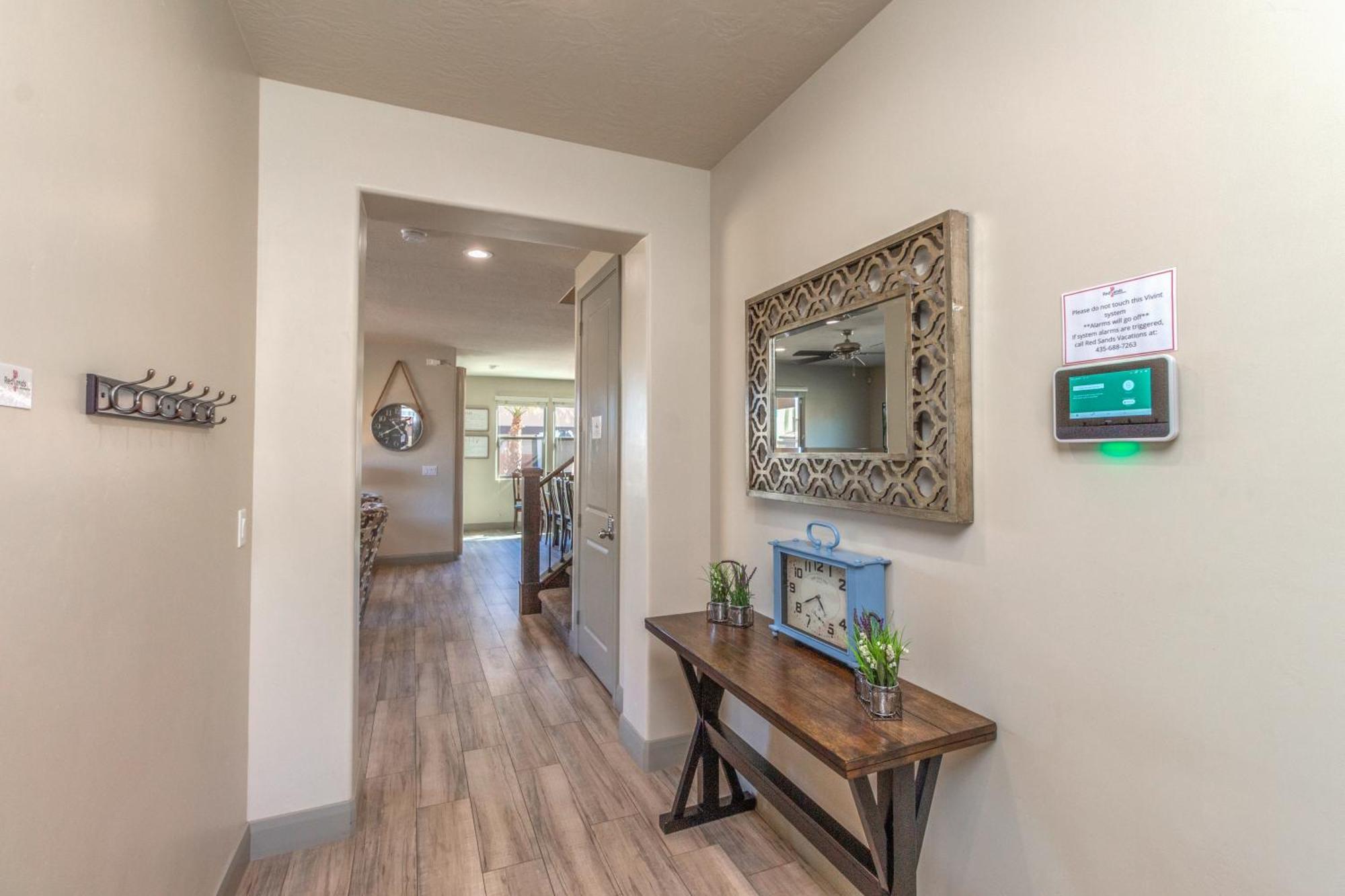 Pv 99 Private Hot Tub, Ping Pong Table, Xbox X Series And Resort Amenities Santa Clara Eksteriør bilde